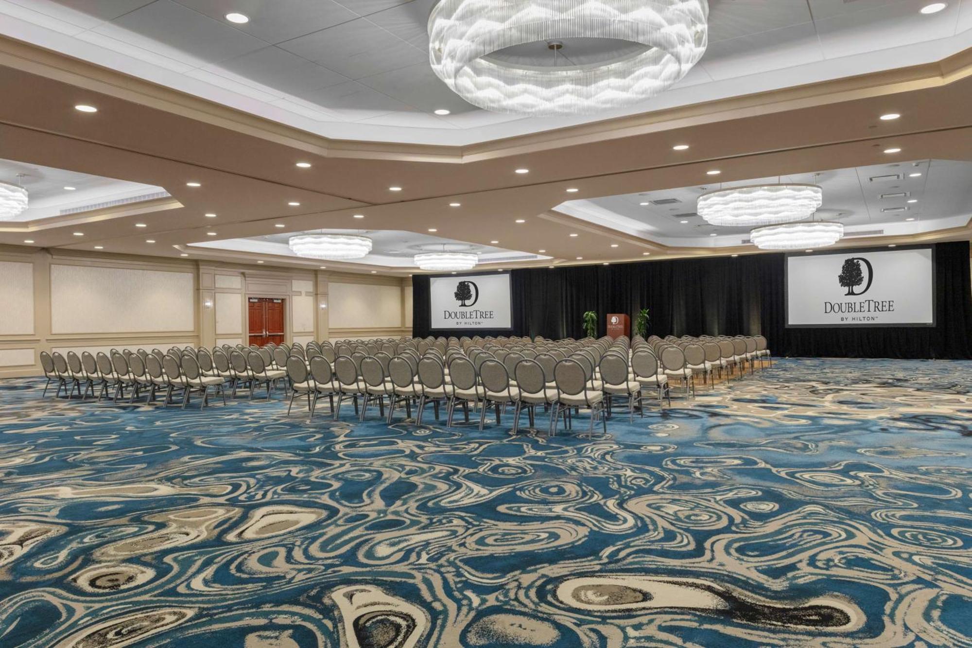 Doubletree By Hilton Hotel Burlington Vermont Exterior foto